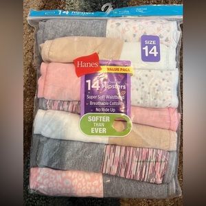 Girls 14 pack Hanes tagless hipsters